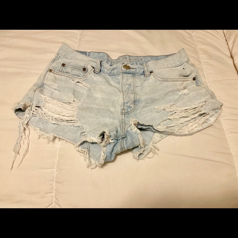 American eagle light denim distressed shorts